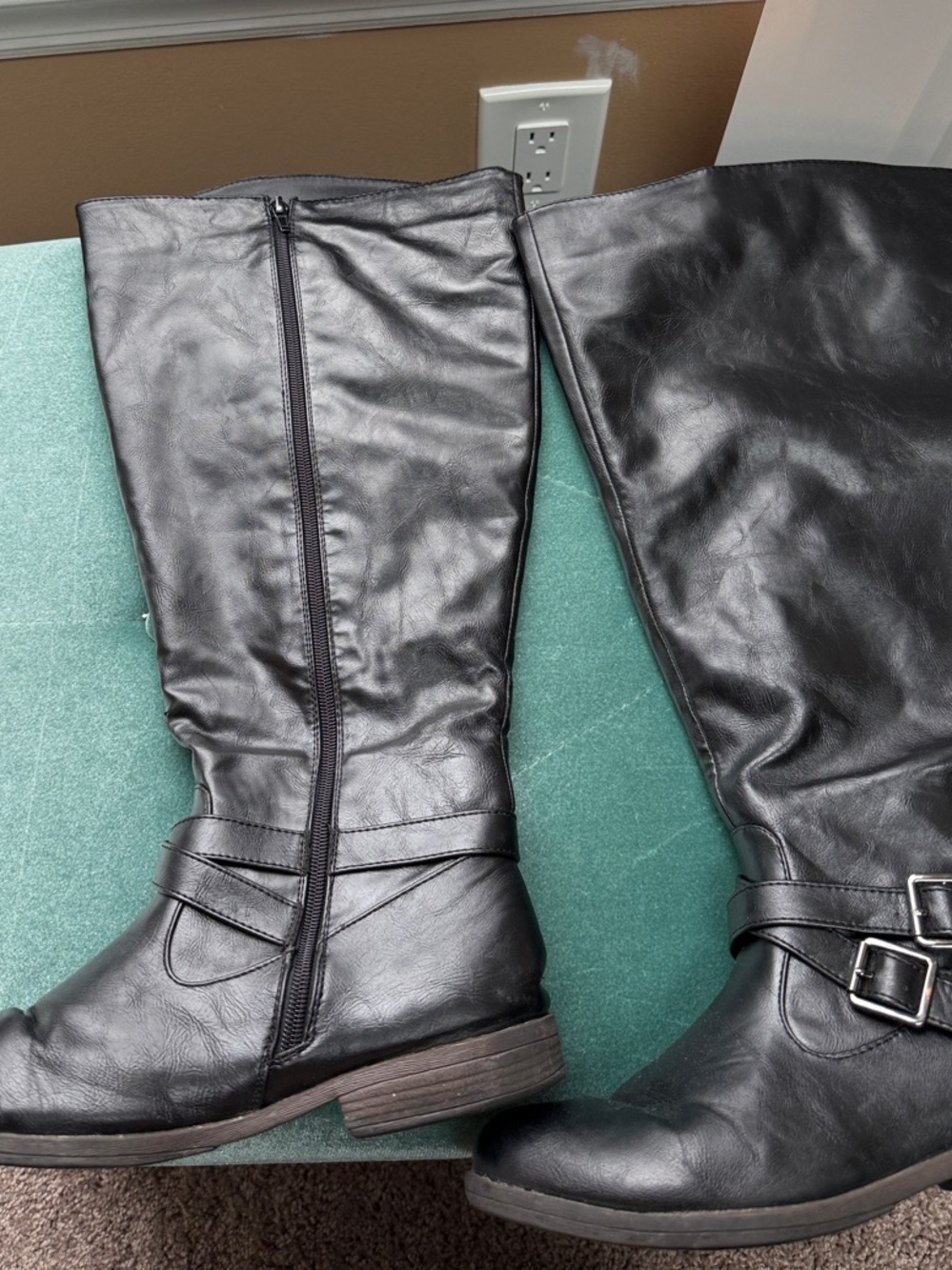 Women's Black Faux Leather Knee-High Zip Boots for Wide Calf